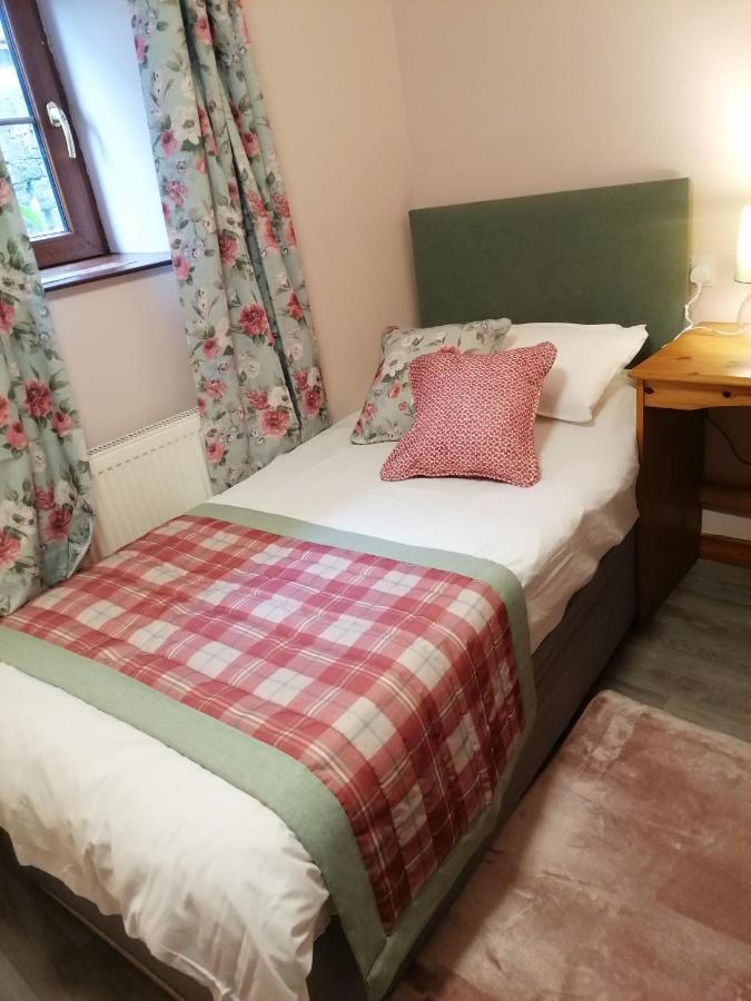 Stag Coach House Hotel Carmel Eksteriør billede